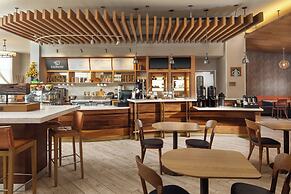 Courtyard by Marriott Erie Bayfront