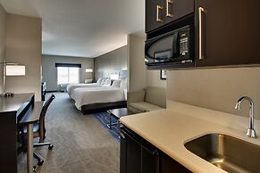 Holiday Inn Express & Suites Lancaster East - Strasburg by IHG