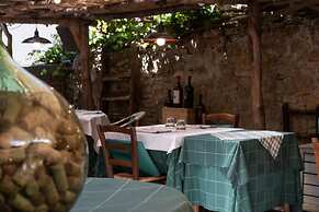 Borgo San Quirico d'Orcia B&B - Capitano Collection - Albergo diffuso