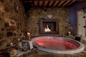 Borgo San Quirico d'Orcia B&B - Capitano Collection - Albergo diffuso