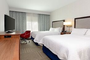 Hampton Inn Emerson LakePoint