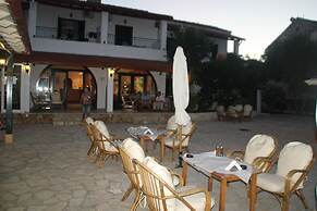 Akti Panela Beach Hotel