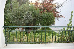 Akti Panela Beach Hotel