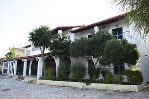 Akti Panela Beach Hotel