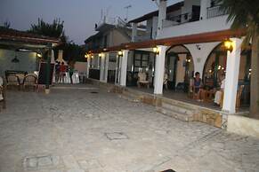Akti Panela Beach Hotel