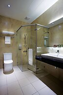 Airline lnn Green Park Way