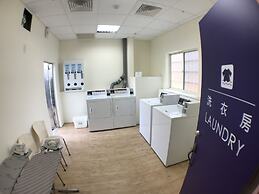 Airline lnn Green Park Way