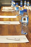 Airline lnn Green Park Way