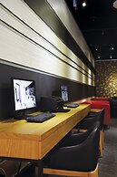 Airline lnn Green Park Way