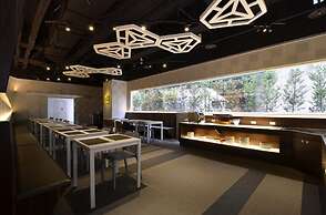 Airline lnn Green Park Way