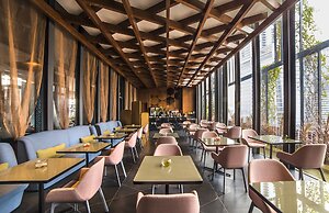 Oasia Hotel Downtown Singapore by Far East Hospitality