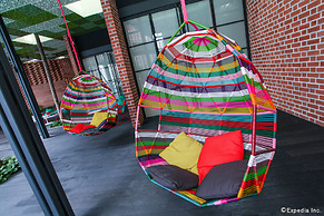 Oasia Hotel Downtown Singapore by Far East Hospitality