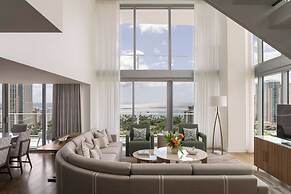 The Ritz-Carlton Residences, Waikiki Beach
