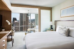 The Ritz-Carlton Residences, Waikiki Beach