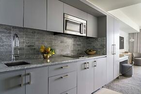 The Ritz-Carlton Residences, Waikiki Beach