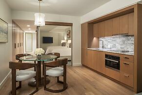 The Ritz-Carlton Residences, Waikiki Beach