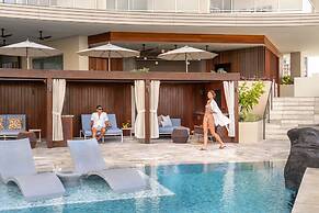 The Ritz-Carlton Residences, Waikiki Beach