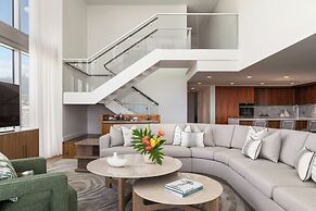 The Ritz-Carlton Residences, Waikiki Beach