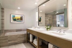 The Ritz-Carlton Residences, Waikiki Beach