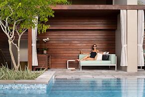 The Ritz-Carlton Residences, Waikiki Beach