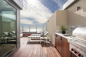 The Ritz-Carlton Residences, Waikiki Beach