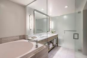 The Ritz-Carlton Residences, Waikiki Beach