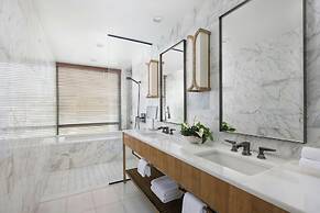 The Ritz-Carlton Residences, Waikiki Beach