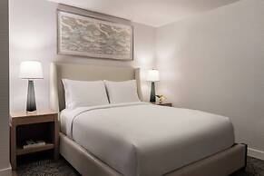 The Ritz-Carlton Residences, Waikiki Beach