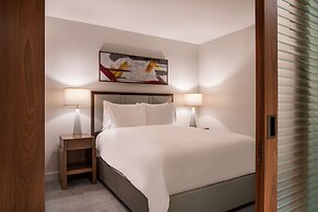 The Ritz-Carlton Residences, Waikiki Beach