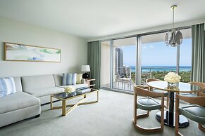 The Ritz-Carlton Residences, Waikiki Beach