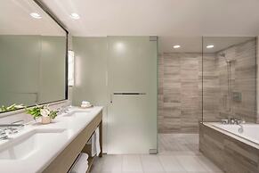 The Ritz-Carlton Residences, Waikiki Beach