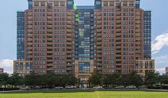 Bridgestreet Millennium Metropolitan Park