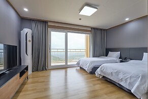 The Mauna Ocean Resort