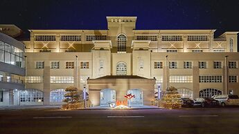 The Mauna Ocean Resort