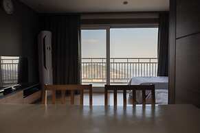 The Mauna Ocean Resort