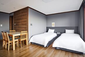 The Mauna Ocean Resort