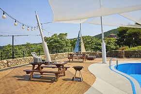 The Mauna Ocean Resort