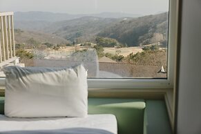 The Mauna Ocean Resort