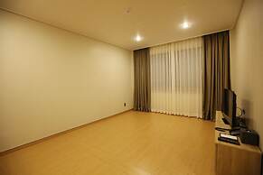 Palgong Emillia Hotel