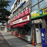 Blueboat Hostel Gyeongju