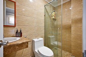 The Noble Swan Wood Park Hotel