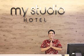 My Studio Hotel Surabaya - Hostel