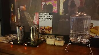 My Studio Hotel Surabaya - Hostel