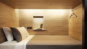 My Studio Hotel Surabaya - Hostel