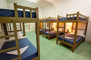 Base Villa Phnom Penh - Hostel