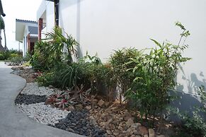 Happy Field Resort Cha-am