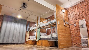 Lane62 Hostel