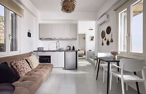 Ianemi Suites by K4 Kythnos