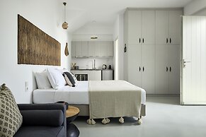 Ianemi Suites by K4 Kythnos