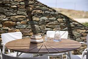 Ianemi Suites by K4 Kythnos